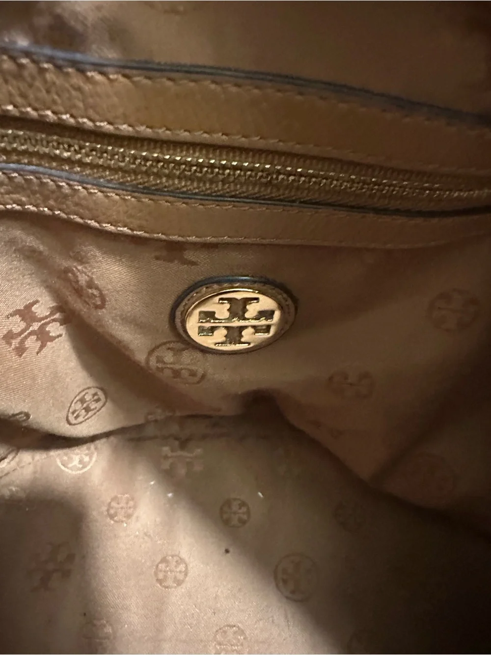 Tory Burch All T Shoulder Hobo Bag